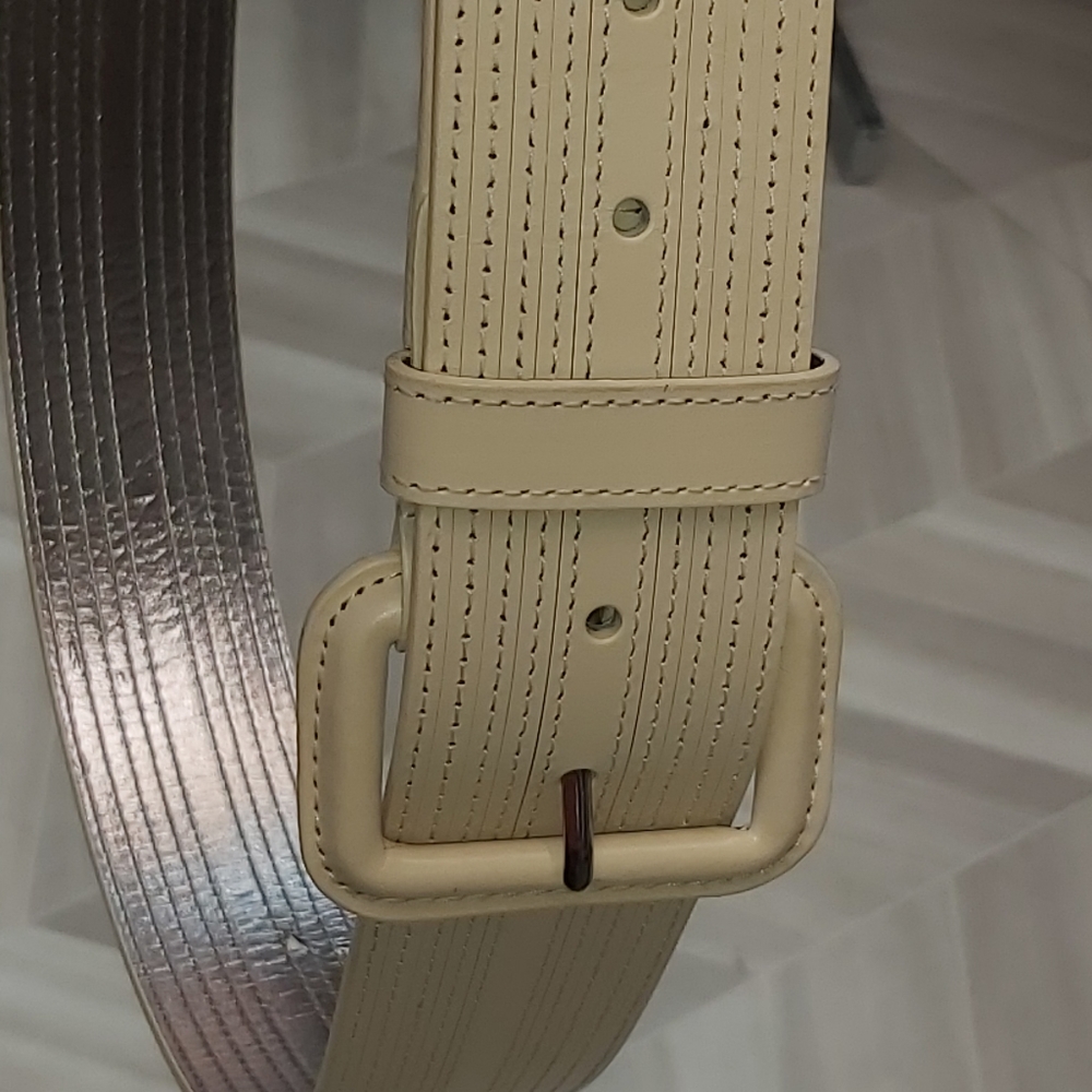 Calvin Klein Ladies Belt - Picture 6 of 7